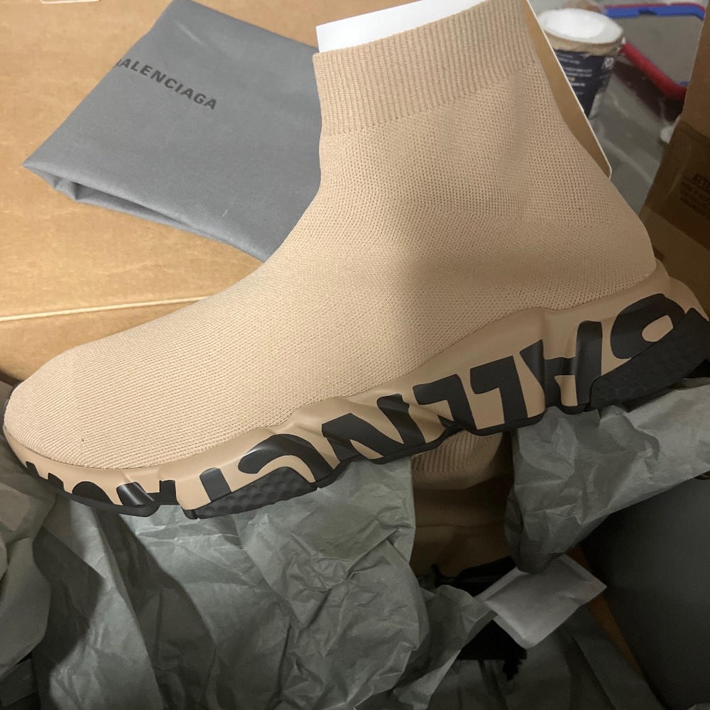 Balenciaga Graffiti speed sneakers